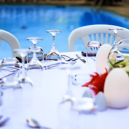 Luxotel Hotel